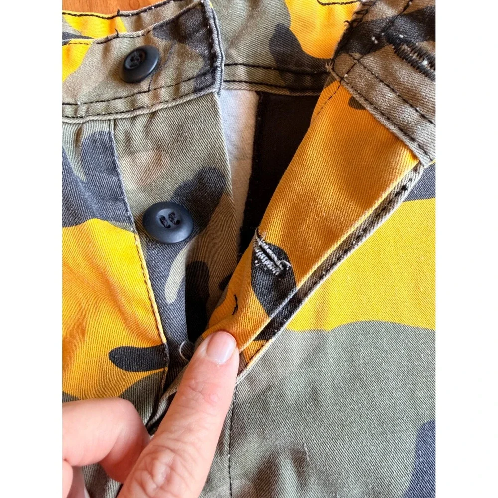 Rothco Ultra Force BDU Yellow Camo Cargo Shorts Mens Large Regular Frayed Hem